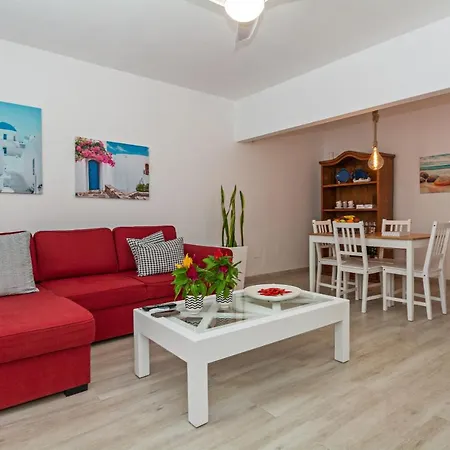 2br Terrace - 10 Min Walk To The * Playa Honda (Lanzarote)